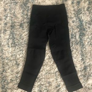 Lululemon black compression legging